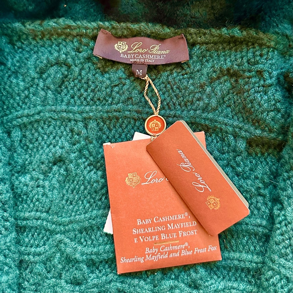 Loro Piana Cashmere & Blue Frosted Fox Zippered Cardigan BNWT - Picture 15 of 15